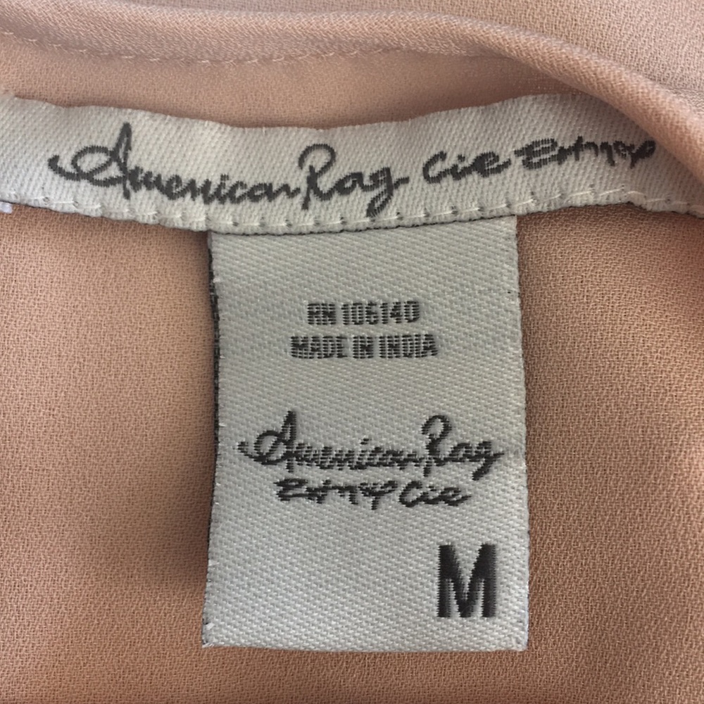 Peach Sleeveless Top Bling Pockets - Picture 5 of 6